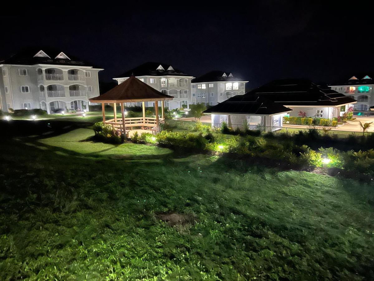 דירות Richmond Ocho Rios Ocean Escape מראה חיצוני תמונה