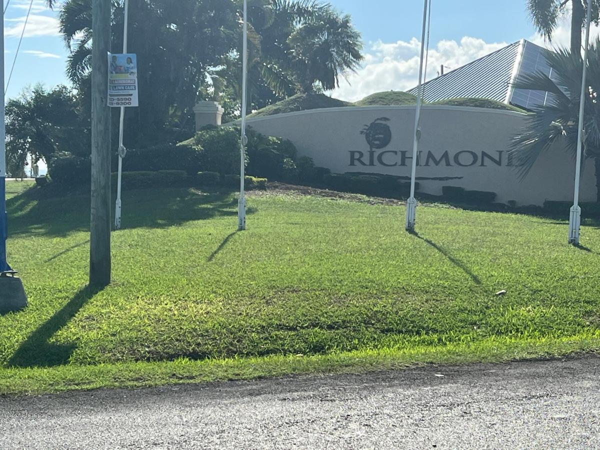דירות Richmond Ocho Rios Ocean Escape מראה חיצוני תמונה